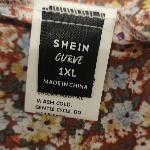 SHEIN Women's Ditsy Floral Print Ruffle Hem Dress NWT - Picture 13 of 15